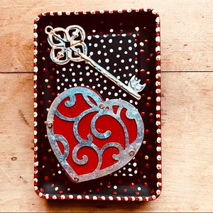 key to my heart, heart art, hearts, love, valentines, valentines day gift, anniversary gift, heart, folk art heart, FREE HEART with purchase