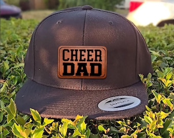Gorra Snapback Cheer Dad con parche de cuero, gorra deportiva personalizada para papá, gorra de béisbol para el día del partido, regalo de cumpleaños o del Día del Padre para papá de una animadora.