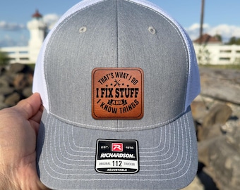 Parche de cuero. Eso es lo que hago: arreglo cosas y sé cosas. Gorra de camionero, gorra divertida para papá, gorra de manitas, regalo del Día del Padre para papá y abuelo.