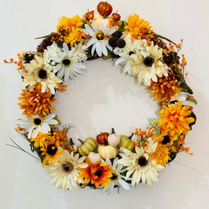 A Fall Floral and Pumpkin Wreath: Pumpkin Patch Wreath