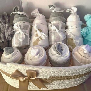 CHOOSE YOUR COLORS for the Teddy Bear Washcloths! New Baby Gift Set! Baby Shower Gift / Baby Gift Basket/ Gender Reveal Gift