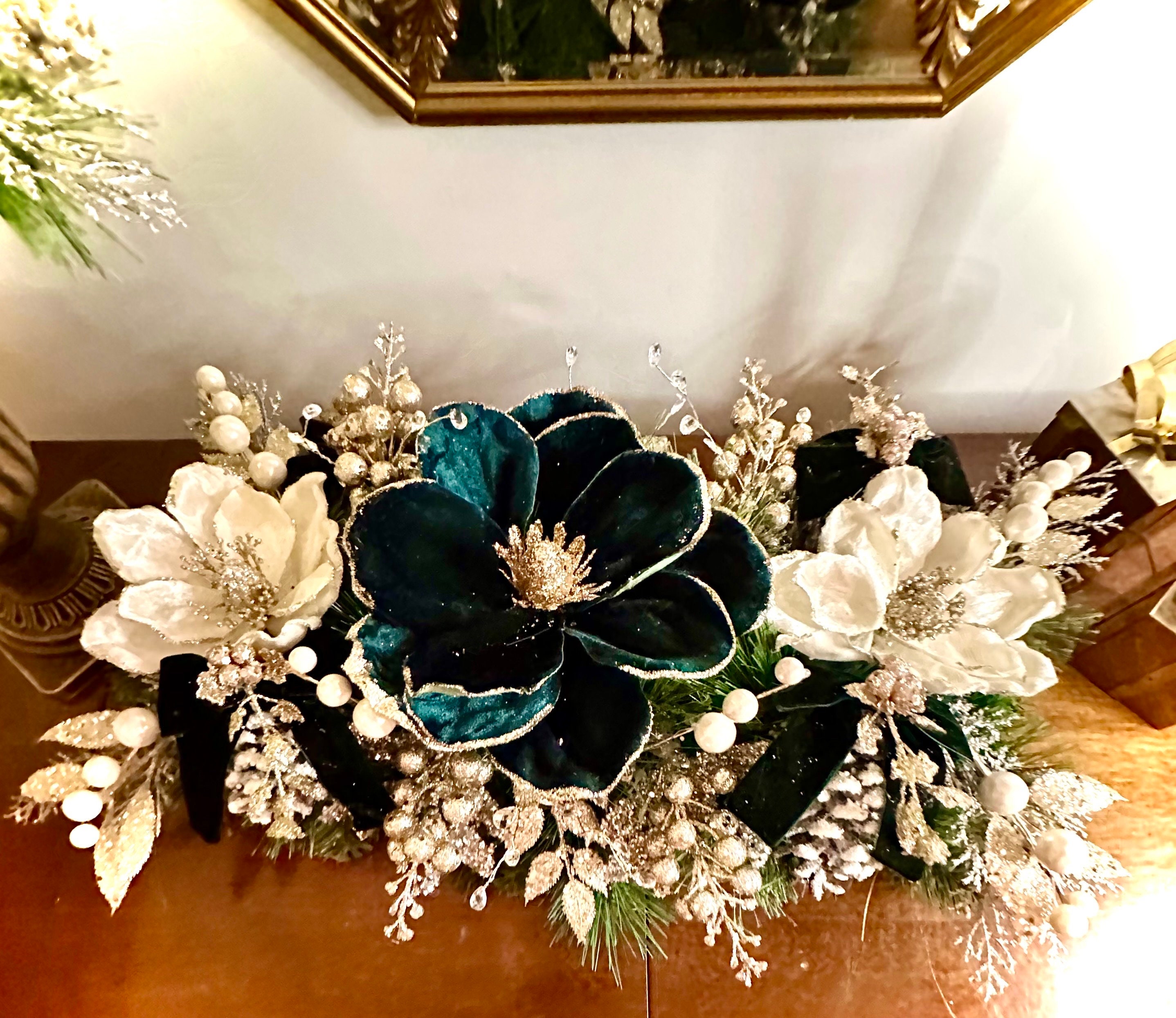 Emerald Green Centerpiece Emerald Green, White, Platinum, and