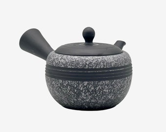 Japanese Handcrafted Komaru Grey Tokoname Mini Kyusu by Kashiwayo Saku - Japanese Teapot - Inoue Tea