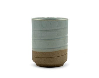 Japonés Unofu Sendan Gris Mino-yaki Yunomi hecho a mano 美濃焼 - Taza de té japonesa