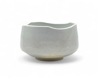 Japanese Oshiroi Yuzu White Mino-yaki Handcrafted Chawan 美濃焼 - Japanese Matcha Bowl