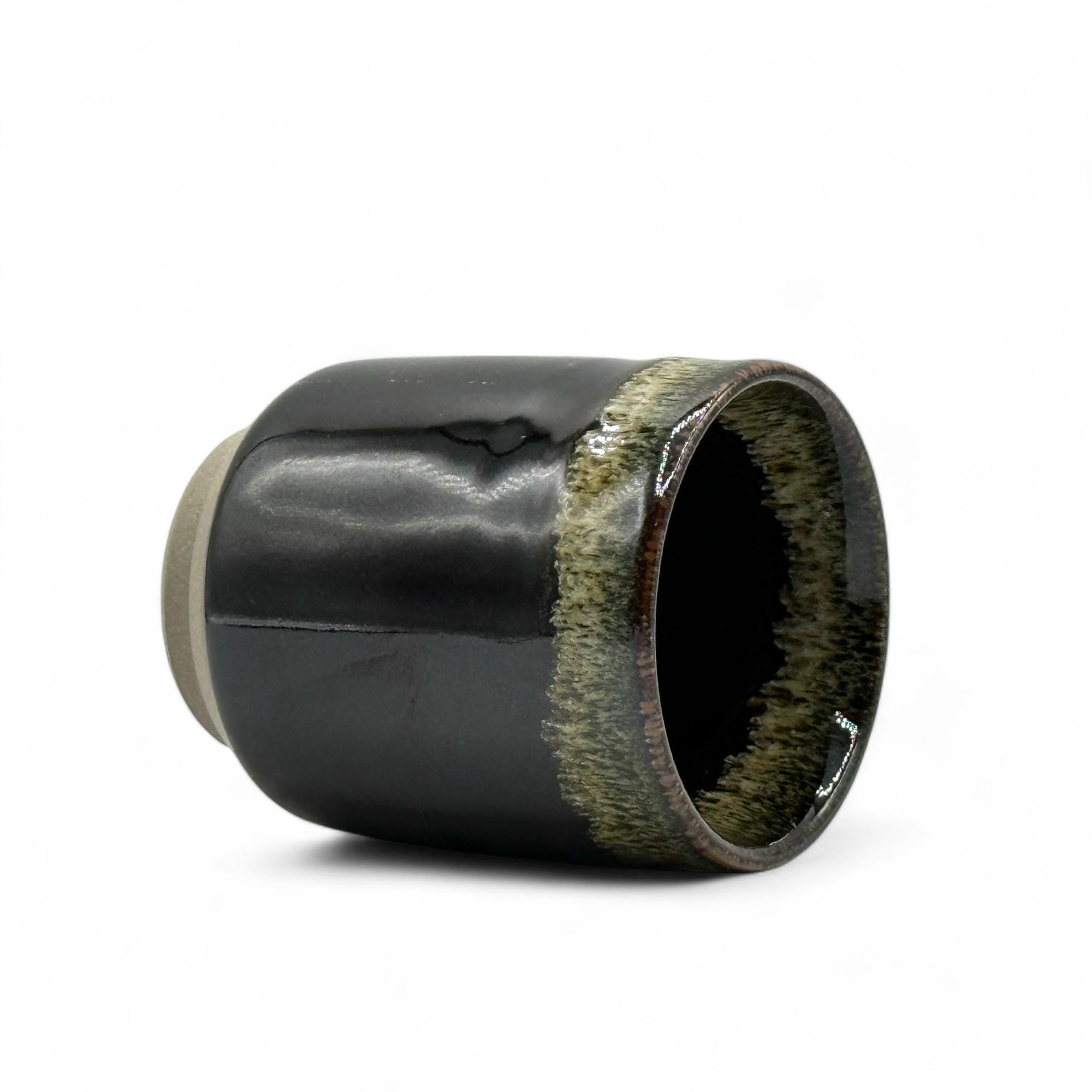 NANJAMAN/YAMETOKI 美品 Japanese Tetsu Black Mino-yaki Yunomi 美濃焼 - Japanese