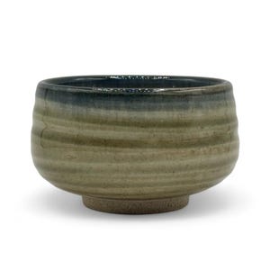 Japanese Ofuke Green Mino-yaki Handcrafted Chawan 美濃焼 - Japanese Matcha Bowl
