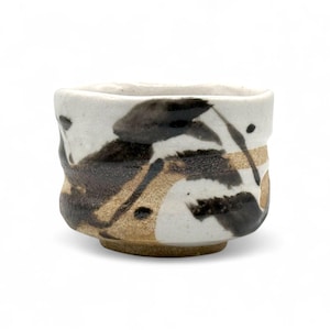Japanese Iga Black Hime Mino-yaki Handcrafted Matcha Chawan 美濃焼 - Japanese Mini Matcha Bowl