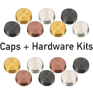 Könnte beinhalten: Sortiment runder Metallkappen in Gold, Silber, Kupfer und Schwarz. Caps + Hardware Kits.