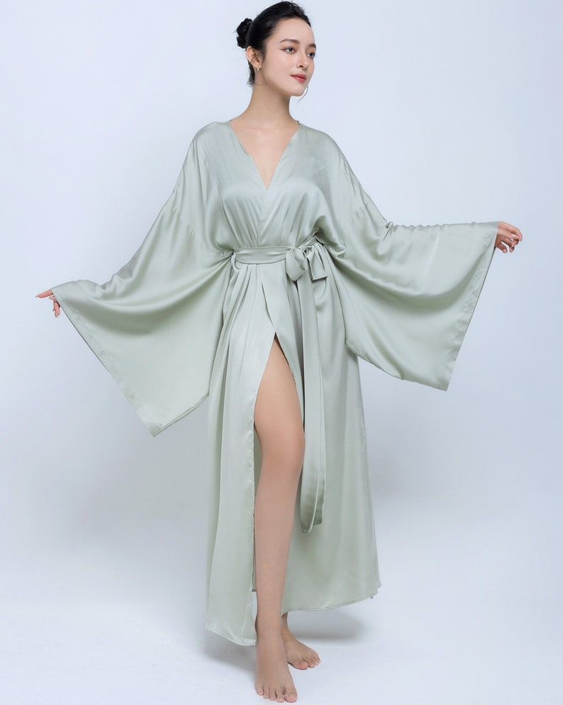 Plus Size Silk Robe for Women Bridesmaid Robe Mint Color Silk Kimono Robe Floor Length for Women Long Robe for Bridal zdjęcie 3