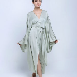 Plus Size Silk Robe for Women Bridesmaid Robe Mint Color Silk Kimono Robe Floor Length for Women Long Robe for Bridal zdjęcie 1