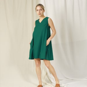Robe courte en lin - Robe d'été ample - Robe en lin simple - Mini robe en lin sans manches - Robe en lin élégante avec col en V