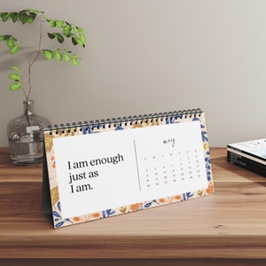 Bureaukalender, jaarkalender, zelfbevestigingskaarten, cadeau voor huisgenoot Peetmoeder Beste vriend Collega tienermeisje Werknemer Waardering