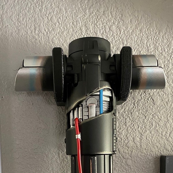 Simple Lightsaber Wall Mount Compatible with the Kylo Ren Legacy Lightsaber