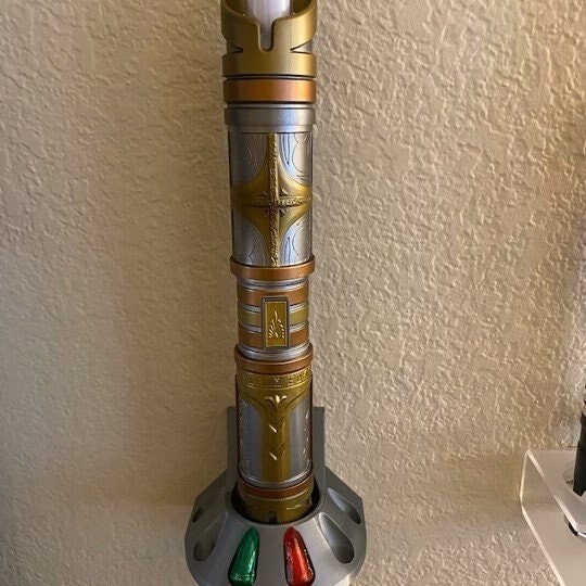 Lightsaber Wall Mount Holder Savi's Workshop Holds 6 Kyber Crystals  3D Printed