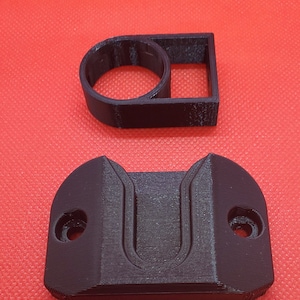 Lightsaber Wall Mount with Blade Holder (Covertec & Galaxy&#39;s Edge Compatible)