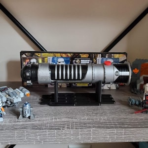 Lightsaber Display Stand Holder BLACK Savi&#39;s Workshop For Desktop or Shelf