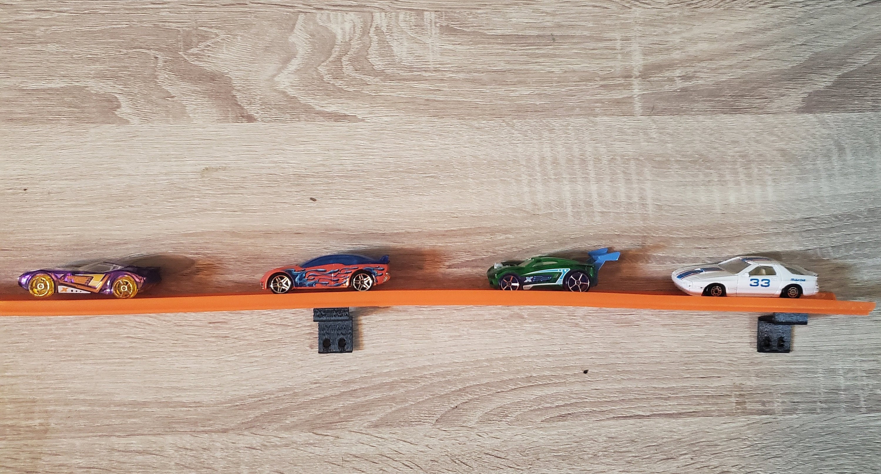 Single Lane Wall Mount, Hot Wheels Track Compatible Wall Mount