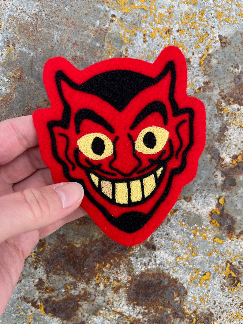 Vintage style devil face chainstitched embroidered patch red black yellow rockabilly style retro patch for denim jacket spooky halloween