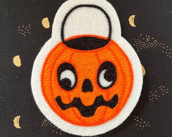 Chainstitch Embroidered Halloween Pumpkin Jack-o-Lantern Candy Bucket Iron-on Patch | Cute Retro Spooky Patch