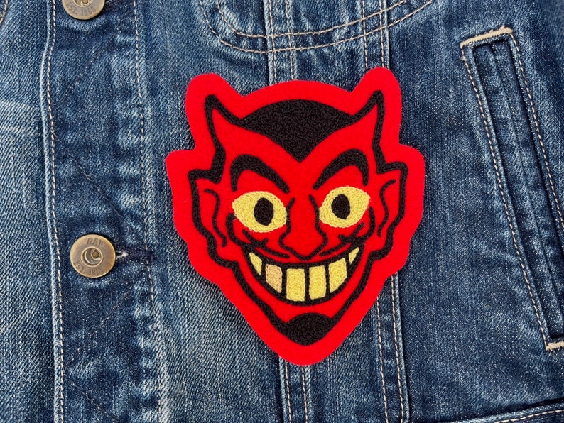 Vintage style devil face chainstitched embroidered patch red black yellow rockabilly style retro patch for denim jacket spooky halloween