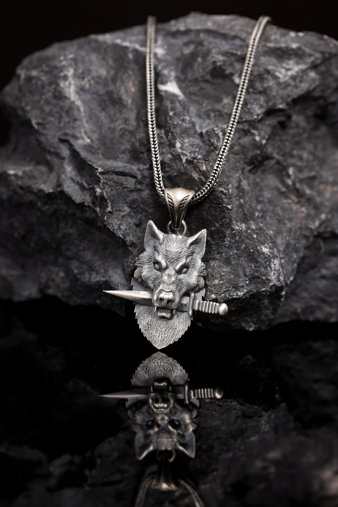Wolf Men's Necklace,handmade Silver Wolf Necklace With Knife,nodric