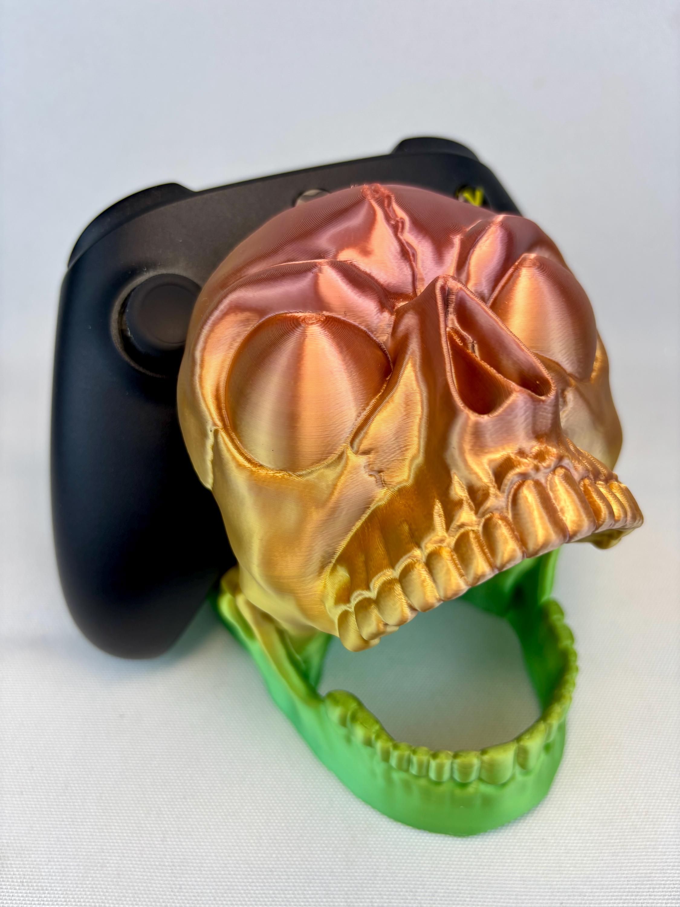 3D Printed Skull Game Controller Holder | Xbox & Playstation Decor - Etsy