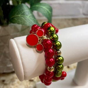Bracelet perlé Mickey de Noël