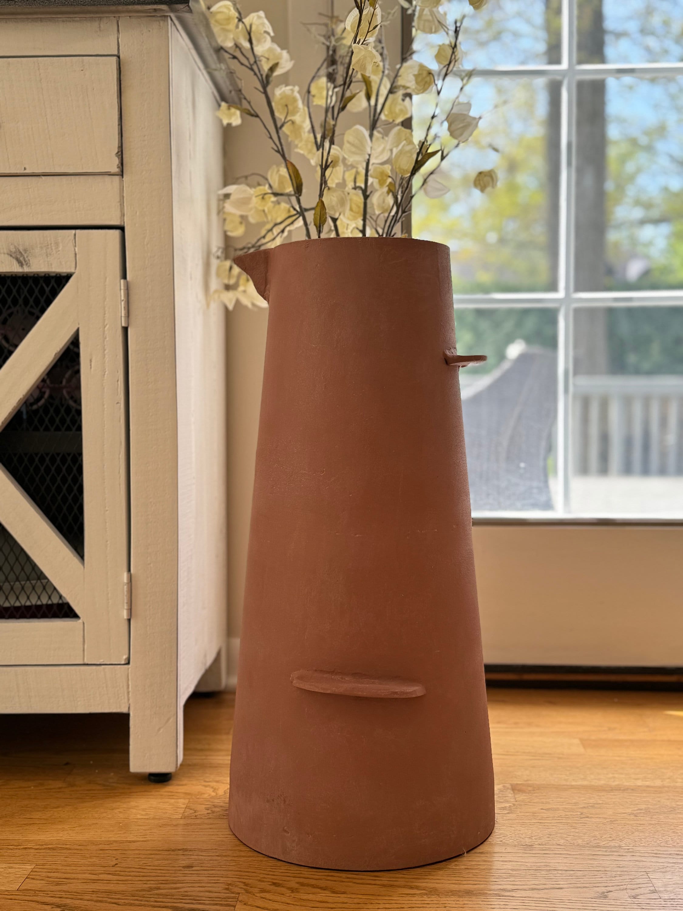 Grand vase à poser au sol : la touche déco de vases XXL - BCG