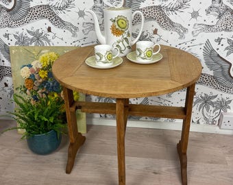 Vintage Tilting Oak Side Coffee Occasional Table