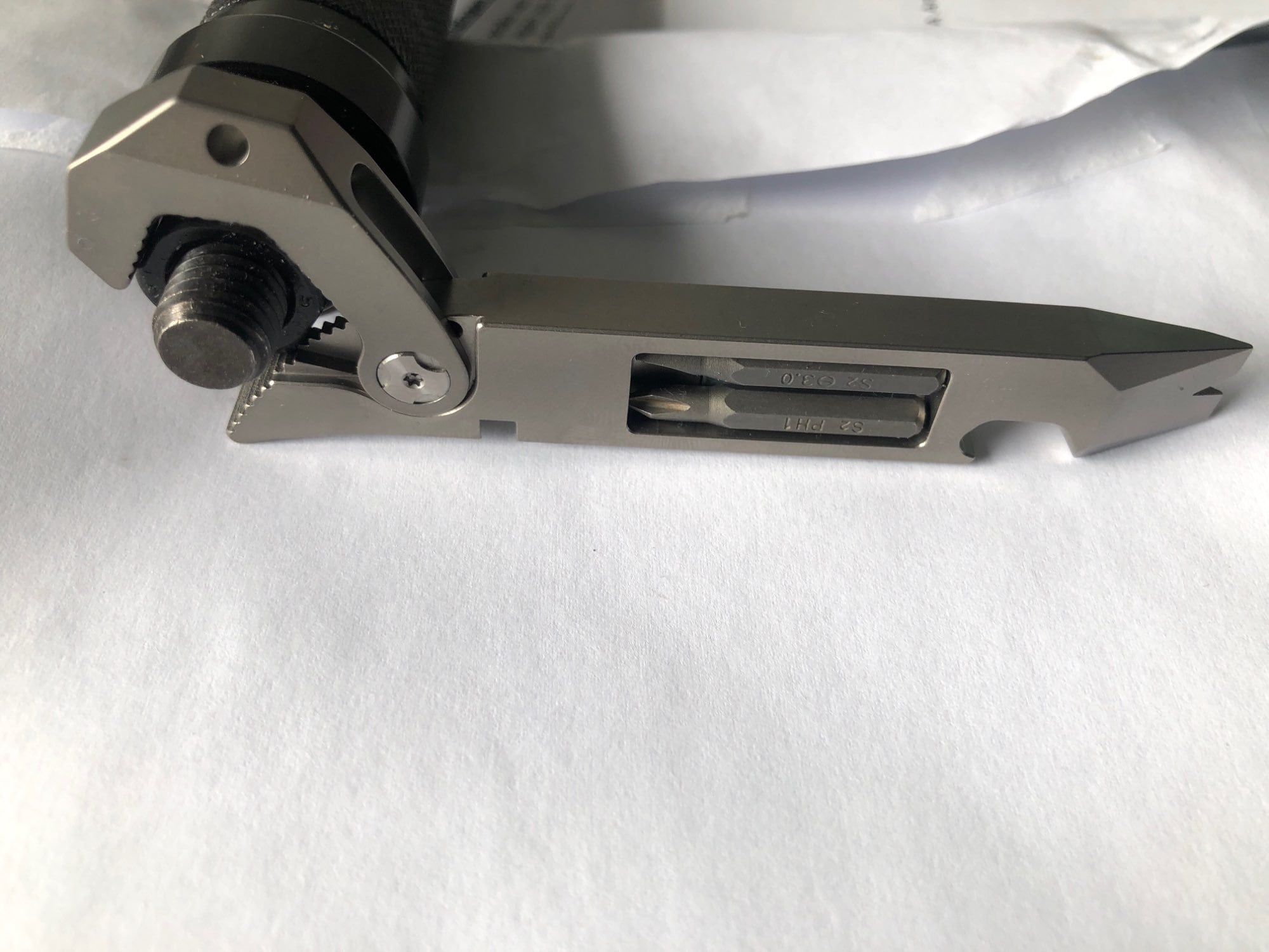 Pince Multifonction EDC En Titane TC4 – Tournevis Et Barre De Levier
