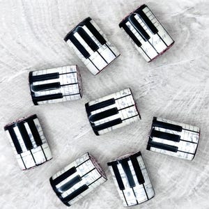 Music Beads With Sheet Music And Piano Keys 22x16 mm With 5mm Hole For Macramé Crafts Keychains Set of 8