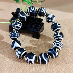 Special Pattern Beautiful Tibetan Agate Dzi Beads Bracelet Best Gift