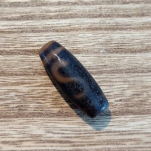 Special Pattern Money Hook Tibetan Old  Agate DZI Beads (31mm x 12mm)