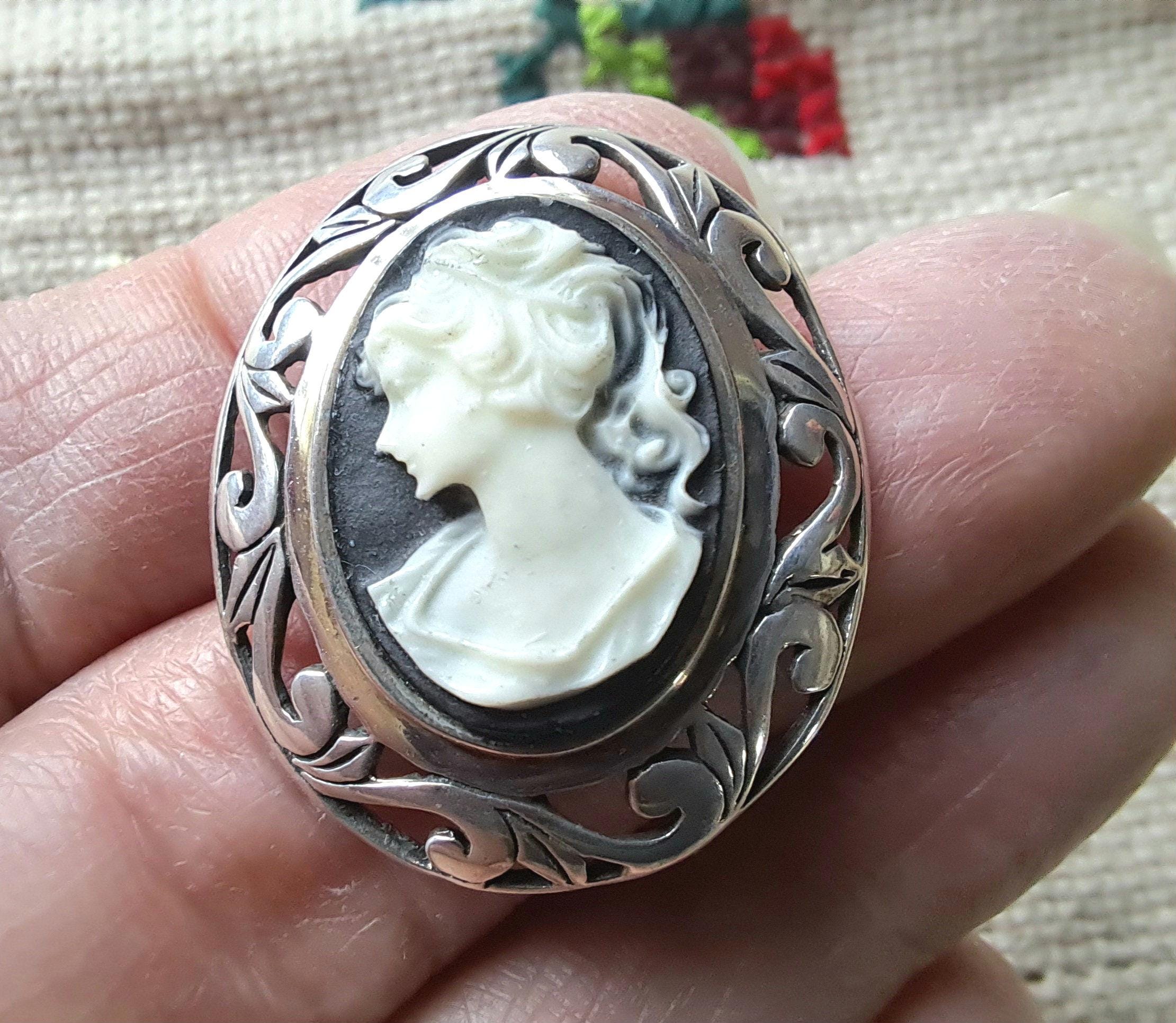 Jezlaine Jewelry - Etsy