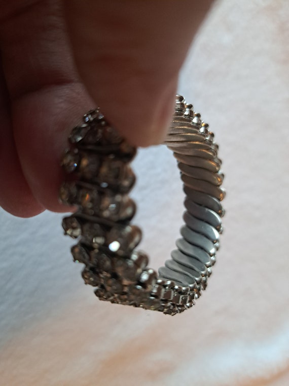 Vintage MidCentury Rhinestone Bracelet, Stretch S… - image 9