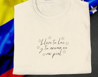 Franela Inspirada en Venezuela - Llevo tu luz - Orgullo Venezolano - hasta el final - regalo venezolano - camiseta de venezuela - libertad Vzla