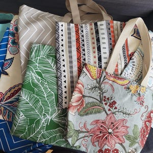 Sacs fourre-tout cousus main, sac de tous les jours ou de plage pour l'été, cadeau unique et fait main pour un ami, une maman, Pâques, anniversaire, remerciement, échange de cadeau