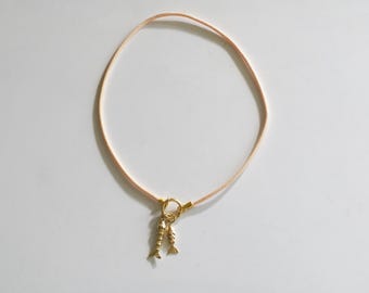 Yellow paracord fish necklace| trendy fashion jewelry| beach necklace with seashell and pearl| friendship accessory| summer style| sea charm