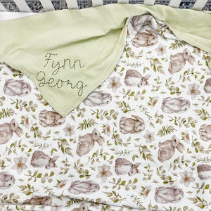 Personalized Baby Blanket, Muslin Blanket for baby, Baby Blanket with Name, Custom Baby Gift, Embroidered blanket with bunnies 120