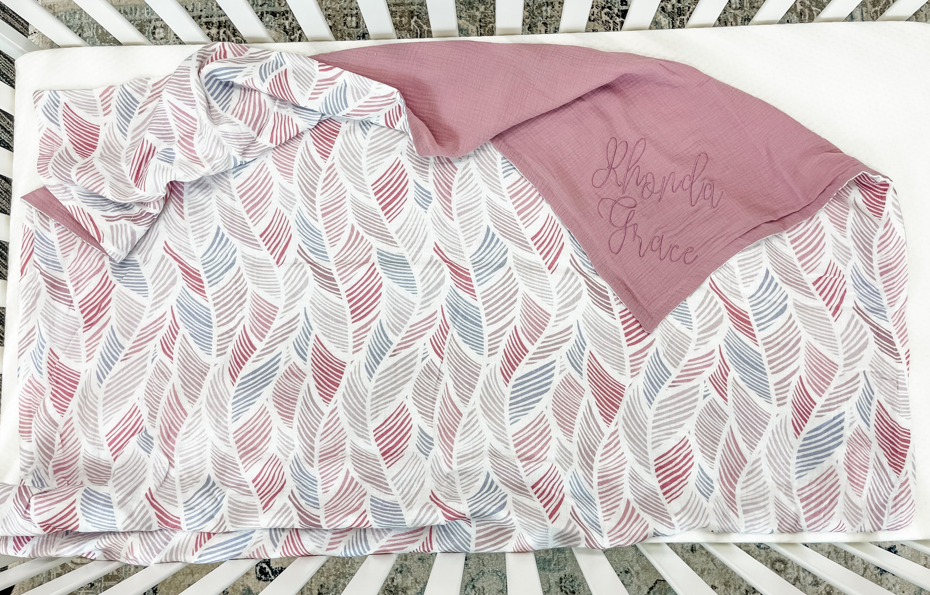 エリサ Personalized Baby Blanket, Lavender Blanket for Baby, Muslin