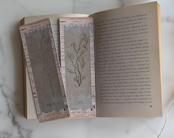 Floral Bookmark Set, Vintage Botanical Bookmark, Aesthetic Book Lover Gift, Custom Bookmark
