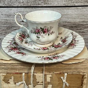 Royal Albert Bone China Lavender Rose Tea Cup - 3 Piece Set, England