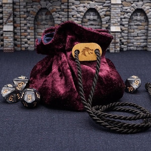 Petit sac à dés cousu à la main à partir de velours écrasé grenat de lune de sang