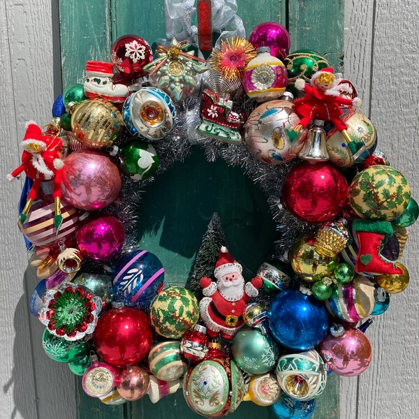 Vintage Handmade Christmas Ornament Wreath, Christmas/Holiday  Vintage Ornament Wreath, Beautiful Vintage Christmas Ornament Wreath