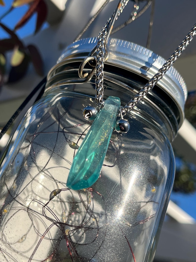 Lady Tsunade cursed CRYSTAL resin necklace NARUTO cosplay and costume JEWELRY WheatChain(Stainless