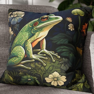 William Morris frog pillow cases Square Pillowcase Frog Pillow dsign cottagecore decor design gift for best friend, couple giftgreat grandma