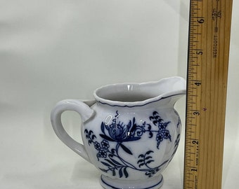 Blue Danube Design Creamer