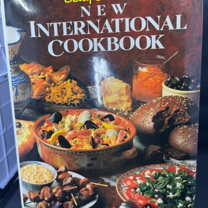 Betty Crockers New International Cookbook - 1989 publication.