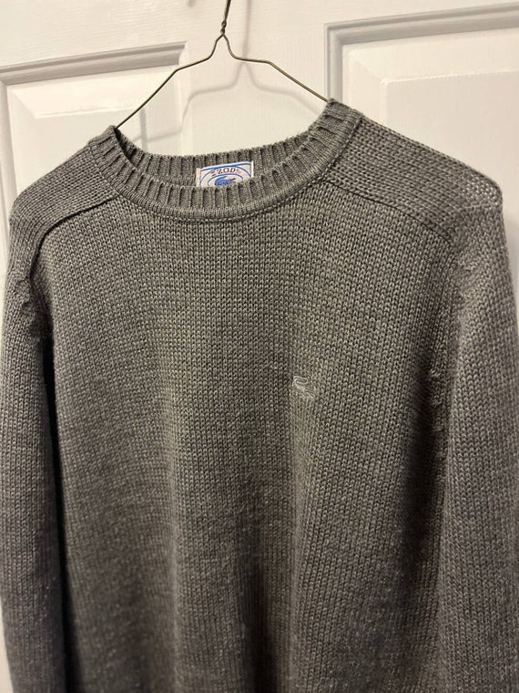 VTG Izod/Lacoste Sweater (gray, Sz Large)